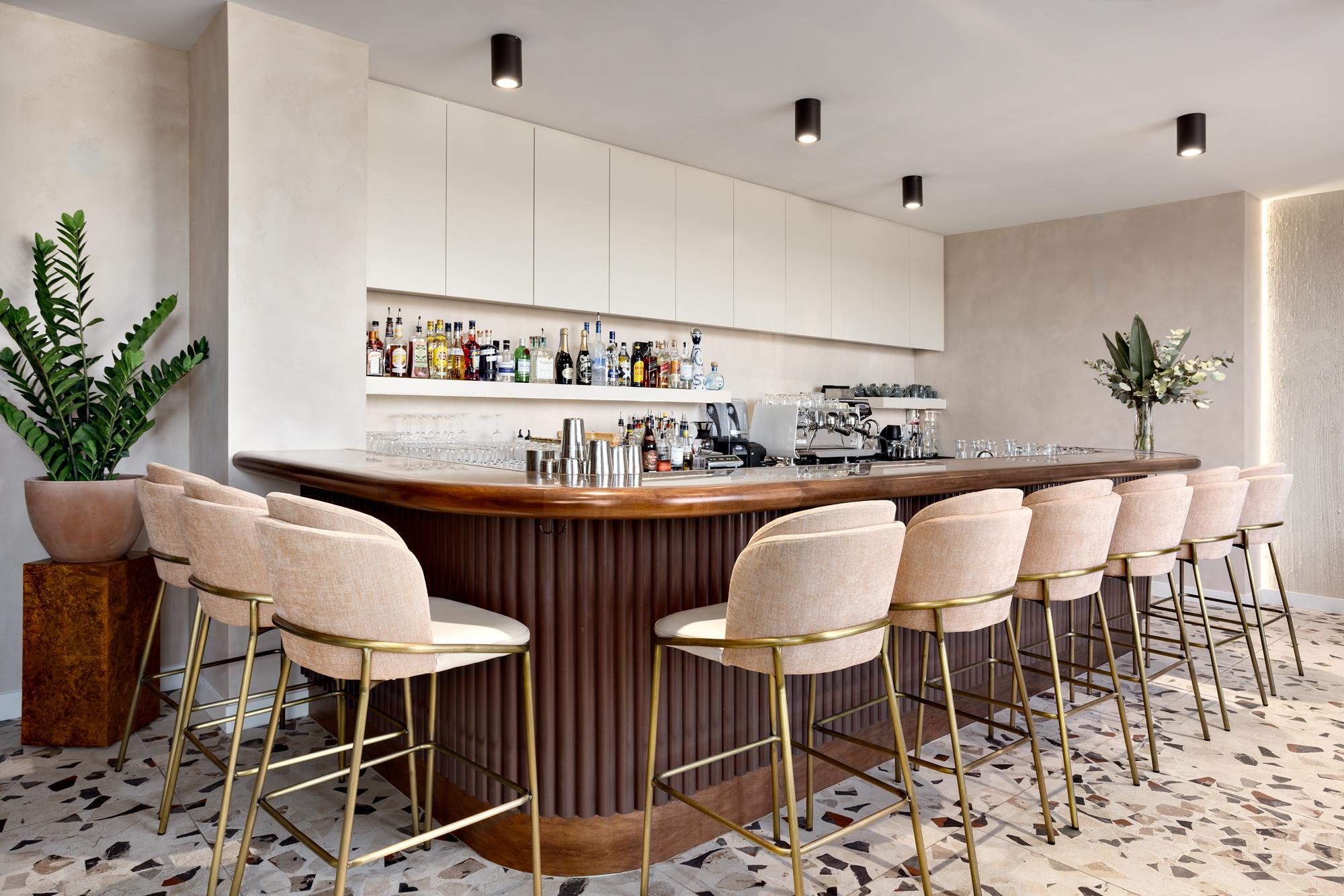 Ruex Barstools and Chairs
