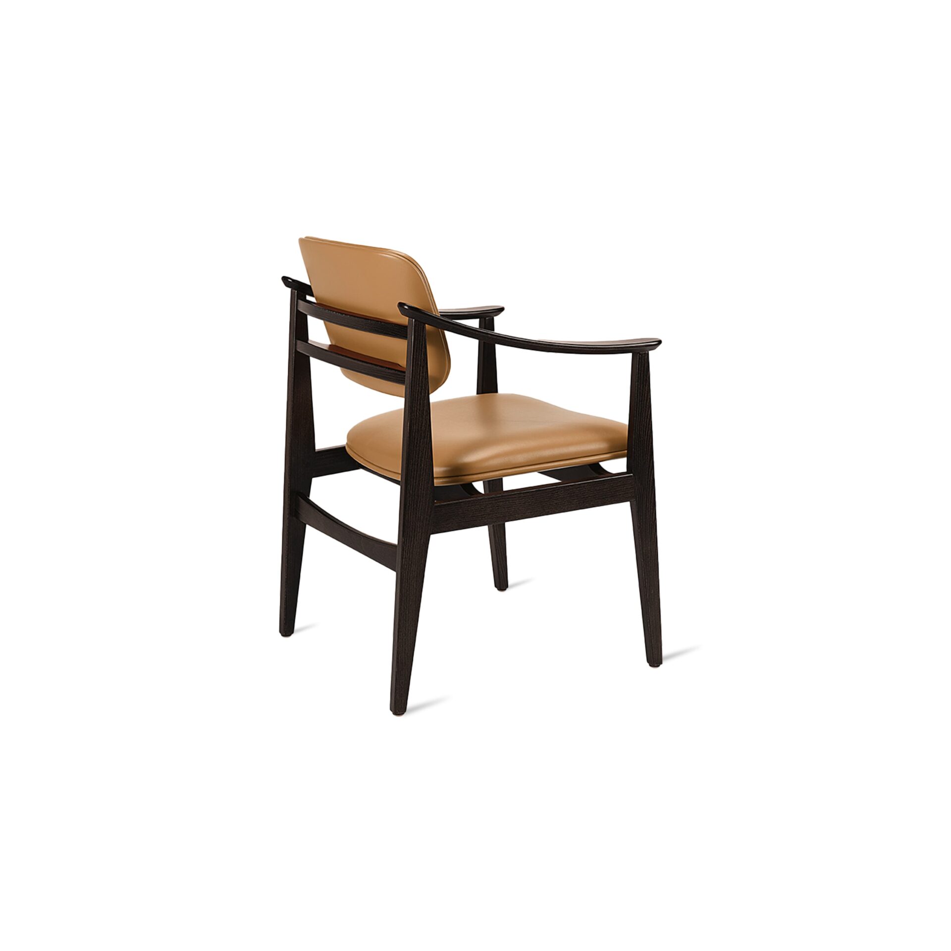 Ari Armchair