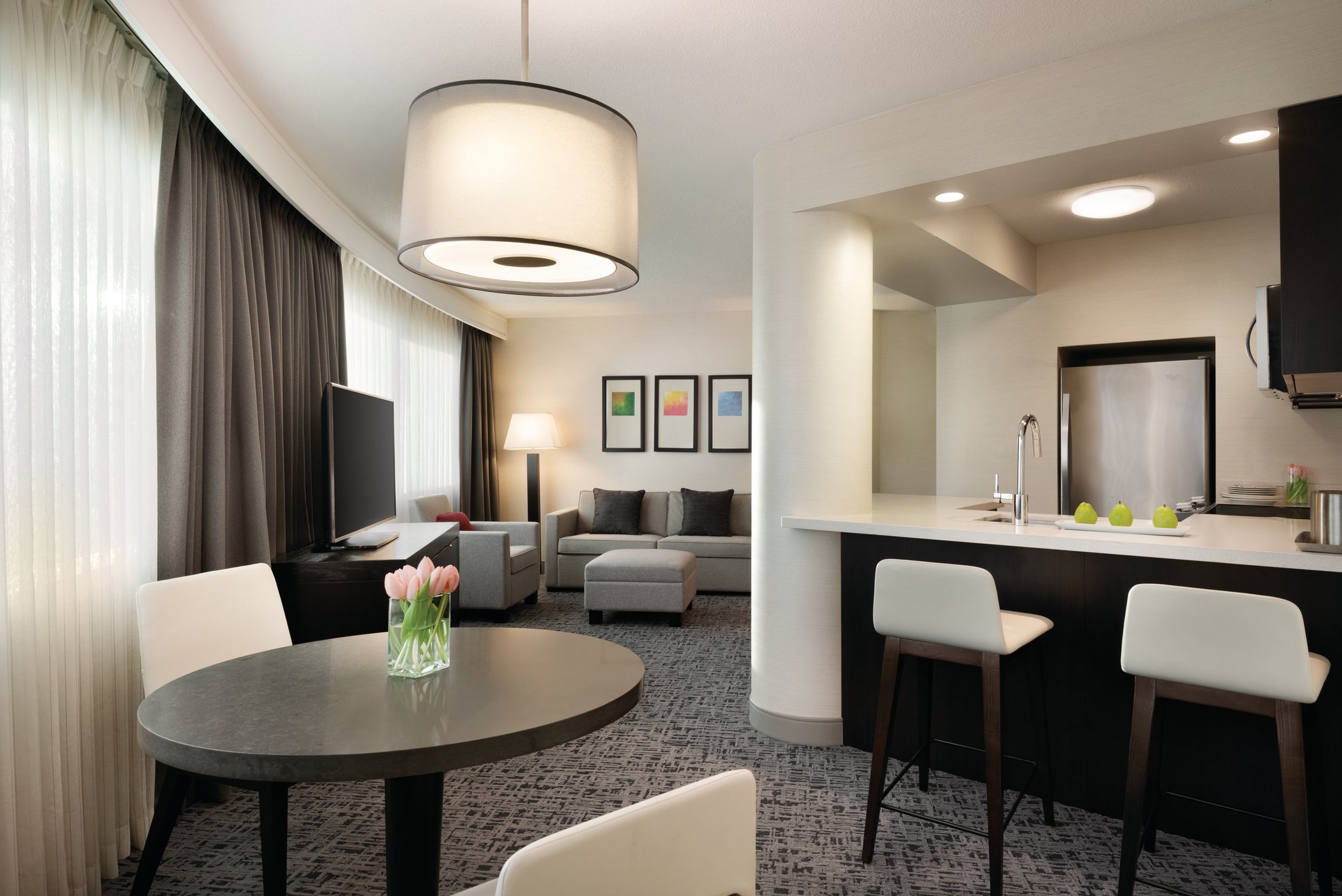 RADISSON AIRPORT