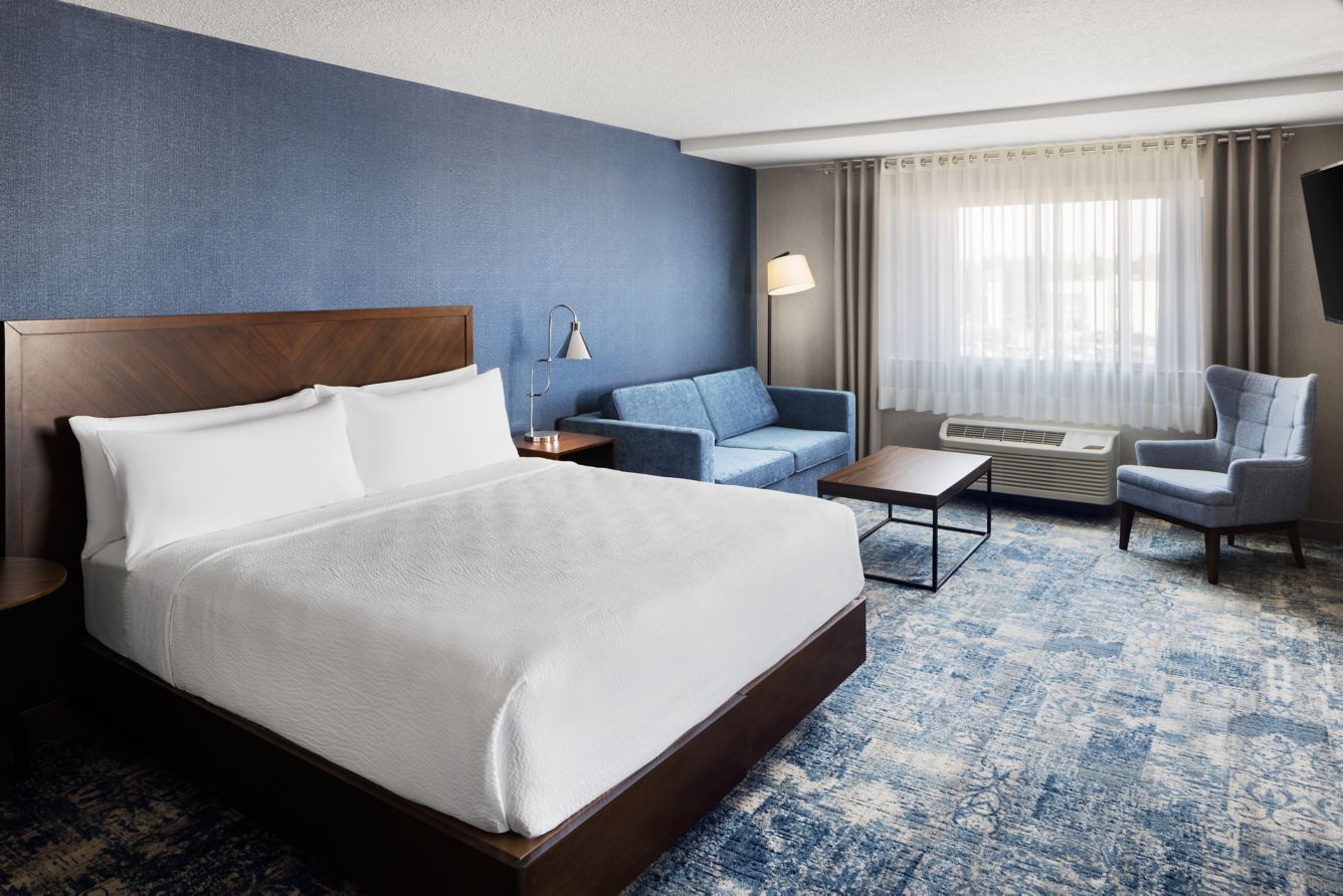 SHERATON FOUR POINTS